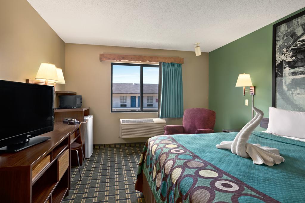 Super 8 by Wyndham Russellville Eksteriør bilde